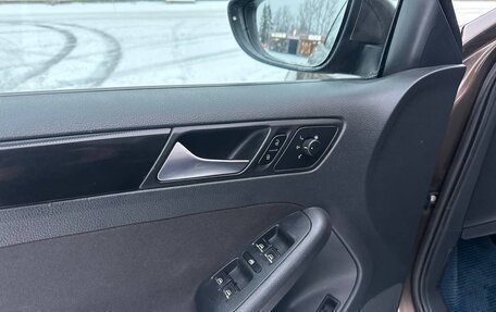 Volkswagen Jetta VI, 2013 год, 695 000 рублей, 6 фотография