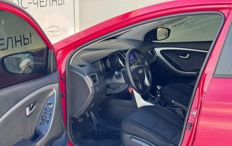 Hyundai i30 II рестайлинг, 2012 год, 950 000 рублей, 13 фотография