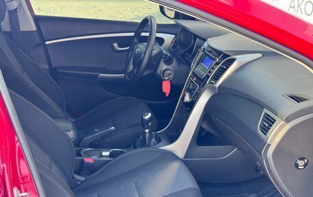 Hyundai i30 II рестайлинг, 2012 год, 950 000 рублей, 14 фотография