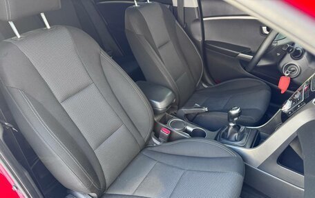 Hyundai i30 II рестайлинг, 2012 год, 950 000 рублей, 17 фотография