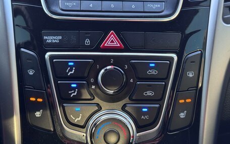 Hyundai i30 II рестайлинг, 2012 год, 950 000 рублей, 24 фотография