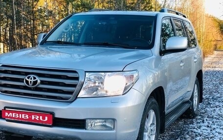 Toyota Land Cruiser 200, 2008 год, 2 350 000 рублей, 2 фотография
