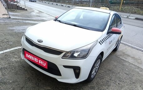 KIA Rio IV, 2018 год, 850 000 рублей, 3 фотография