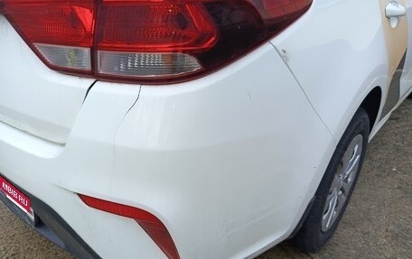 KIA Rio IV, 2018 год, 850 000 рублей, 5 фотография