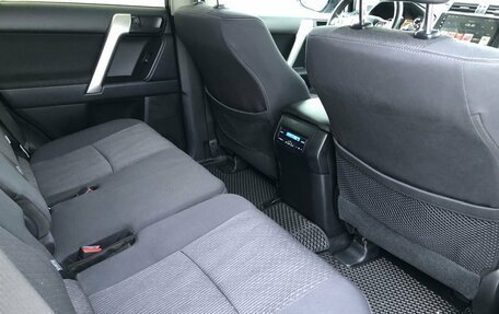 Toyota Land Cruiser Prado 150 рестайлинг 2, 2021 год, 5 950 000 рублей, 12 фотография