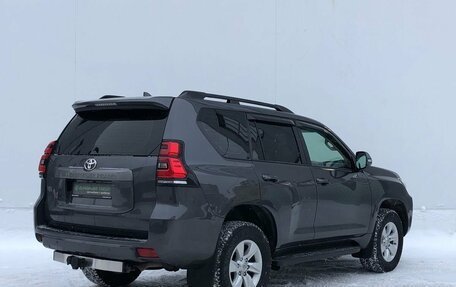 Toyota Land Cruiser Prado 150 рестайлинг 2, 2021 год, 5 950 000 рублей, 5 фотография