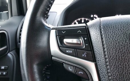 Toyota Land Cruiser Prado 150 рестайлинг 2, 2021 год, 5 950 000 рублей, 22 фотография