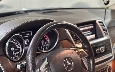 Mercedes-Benz GL-Класс, 2014 год, 2 550 000 рублей, 13 фотография