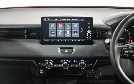 Honda Vezel, 2021 год, 2 075 000 рублей, 13 фотография