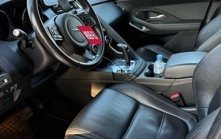 Jaguar E-Pace, 2019 год, 2 700 000 рублей, 5 фотография