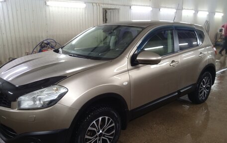 Nissan Qashqai, 2011 год, 750 000 рублей, 6 фотография