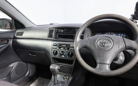 Toyota Corolla, 2003 год, 669 000 рублей, 10 фотография