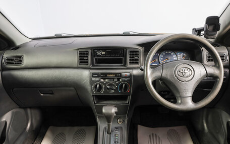 Toyota Corolla, 2003 год, 669 000 рублей, 11 фотография