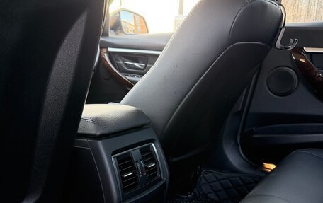 BMW 3 серия, 2017 год, 2 100 000 рублей, 23 фотография