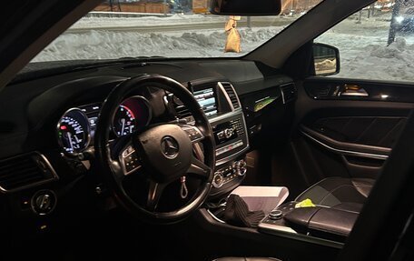 Mercedes-Benz GL-Класс, 2013 год, 3 200 000 рублей, 5 фотография