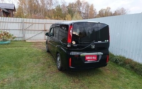 Honda Stepwgn IV, 2017 год, 1 760 000 рублей, 13 фотография
