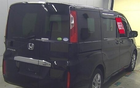 Honda Stepwgn IV, 2017 год, 1 760 000 рублей, 18 фотография