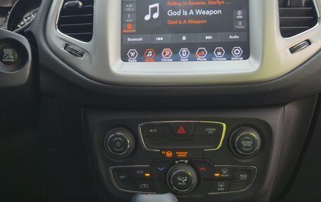 Jeep Compass II, 2020 год, 2 800 000 рублей, 11 фотография