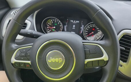 Jeep Compass II, 2020 год, 2 800 000 рублей, 21 фотография