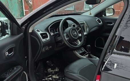 Jeep Compass II, 2020 год, 2 800 000 рублей, 19 фотография