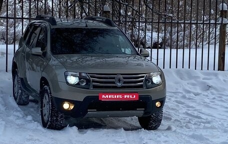 Renault Duster I рестайлинг, 2013 год, 830 000 рублей, 2 фотография