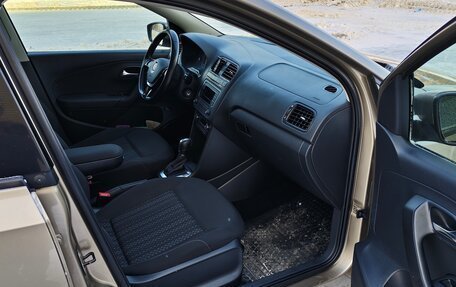 Volkswagen Polo VI (EU Market), 2015 год, 1 290 000 рублей, 10 фотография