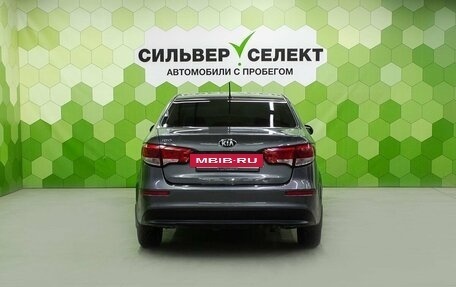 KIA Rio III рестайлинг, 2016 год, 800 000 рублей, 4 фотография