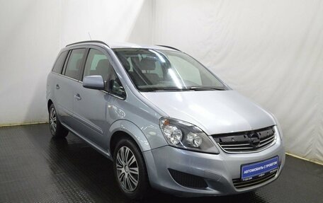 Opel Zafira B, 2011 год, 645 000 рублей, 3 фотография