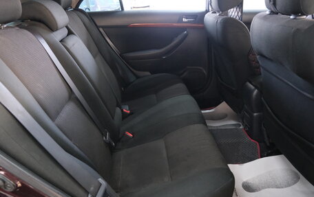 Toyota Avensis III рестайлинг, 2007 год, 869 000 рублей, 24 фотография