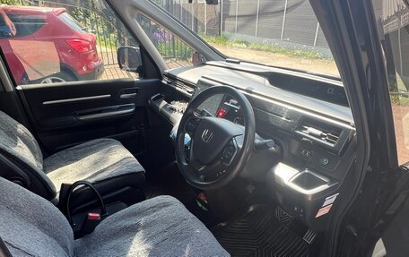 Honda Stepwgn IV, 2017 год, 2 300 000 рублей, 13 фотография