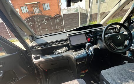 Honda Stepwgn IV, 2017 год, 2 300 000 рублей, 14 фотография