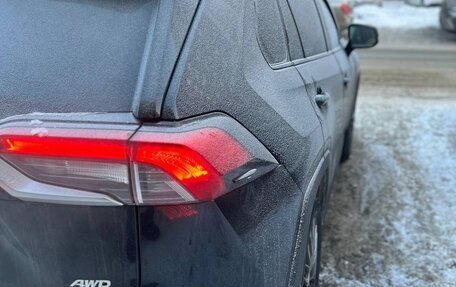 Toyota RAV4, 2020 год, 3 850 000 рублей, 3 фотография