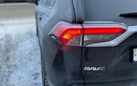 Toyota RAV4, 2020 год, 3 850 000 рублей, 4 фотография