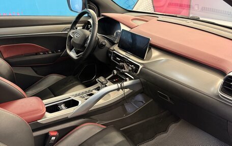 Geely Coolray I, 2023 год, 1 900 000 рублей, 13 фотография