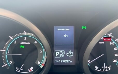 Toyota Land Cruiser Prado 150 рестайлинг 2, 2011 год, 3 500 000 рублей, 4 фотография