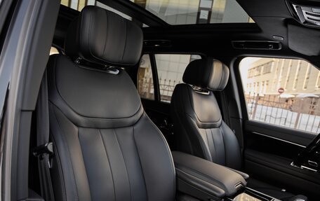 Land Rover Range Rover IV рестайлинг, 2025 год, 23 785 000 рублей, 15 фотография