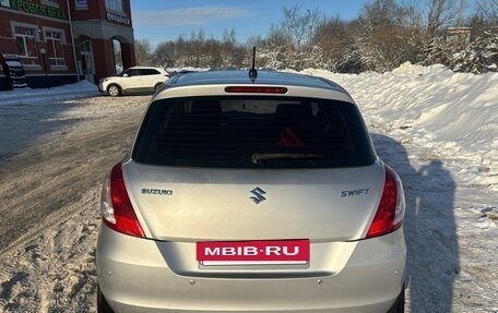 Suzuki Swift IV, 2011 год, 980 000 рублей, 6 фотография