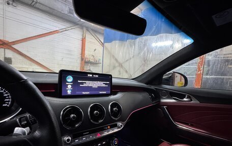 KIA Stinger I, 2023 год, 3 840 000 рублей, 9 фотография