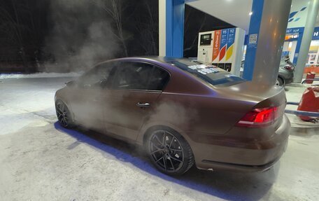 Volkswagen Passat B7, 2011 год, 950 000 рублей, 5 фотография