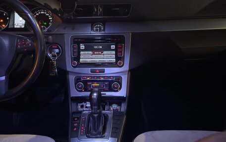 Volkswagen Passat B7, 2011 год, 950 000 рублей, 18 фотография