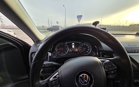 Volkswagen Touareg III, 2013 год, 2 190 000 рублей, 12 фотография