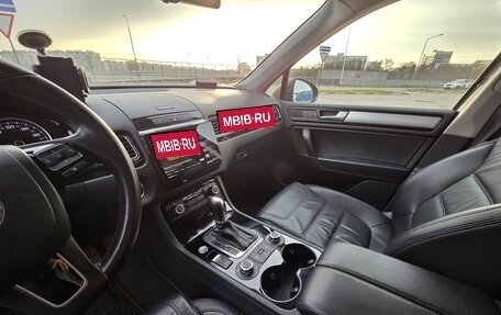 Volkswagen Touareg III, 2013 год, 2 190 000 рублей, 13 фотография