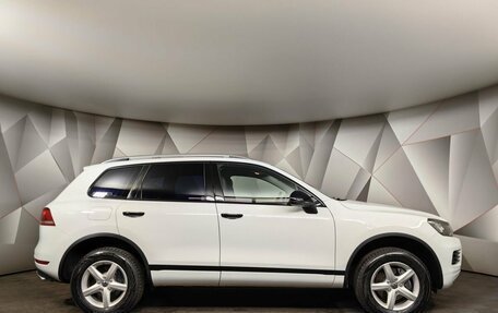 Volkswagen Touareg III, 2013 год, 2 099 000 рублей, 6 фотография