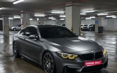 BMW M4, 2018 год, 4 190 000 рублей, 10 фотография