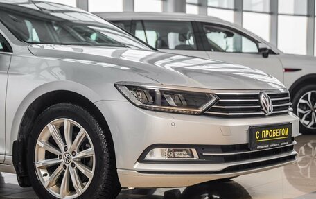 Volkswagen Passat B8 рестайлинг, 2015 год, 1 598 000 рублей, 9 фотография