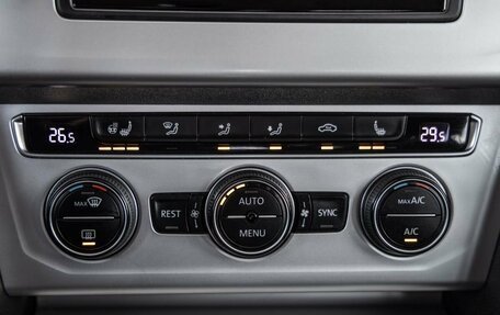 Volkswagen Passat B8 рестайлинг, 2015 год, 1 598 000 рублей, 39 фотография