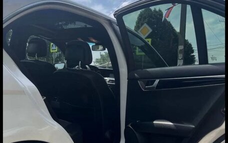 Mercedes-Benz C-Класс, 2012 год, 1 250 000 рублей, 5 фотография