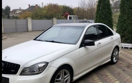 Mercedes-Benz C-Класс, 2012 год, 1 250 000 рублей, 4 фотография