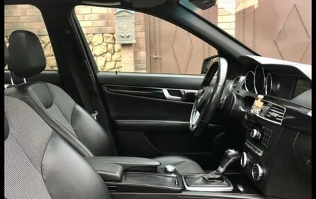 Mercedes-Benz C-Класс, 2012 год, 1 250 000 рублей, 11 фотография