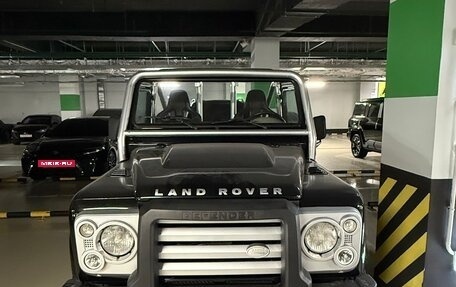 Land Rover Defender I, 2008 год, 4 390 000 рублей, 2 фотография